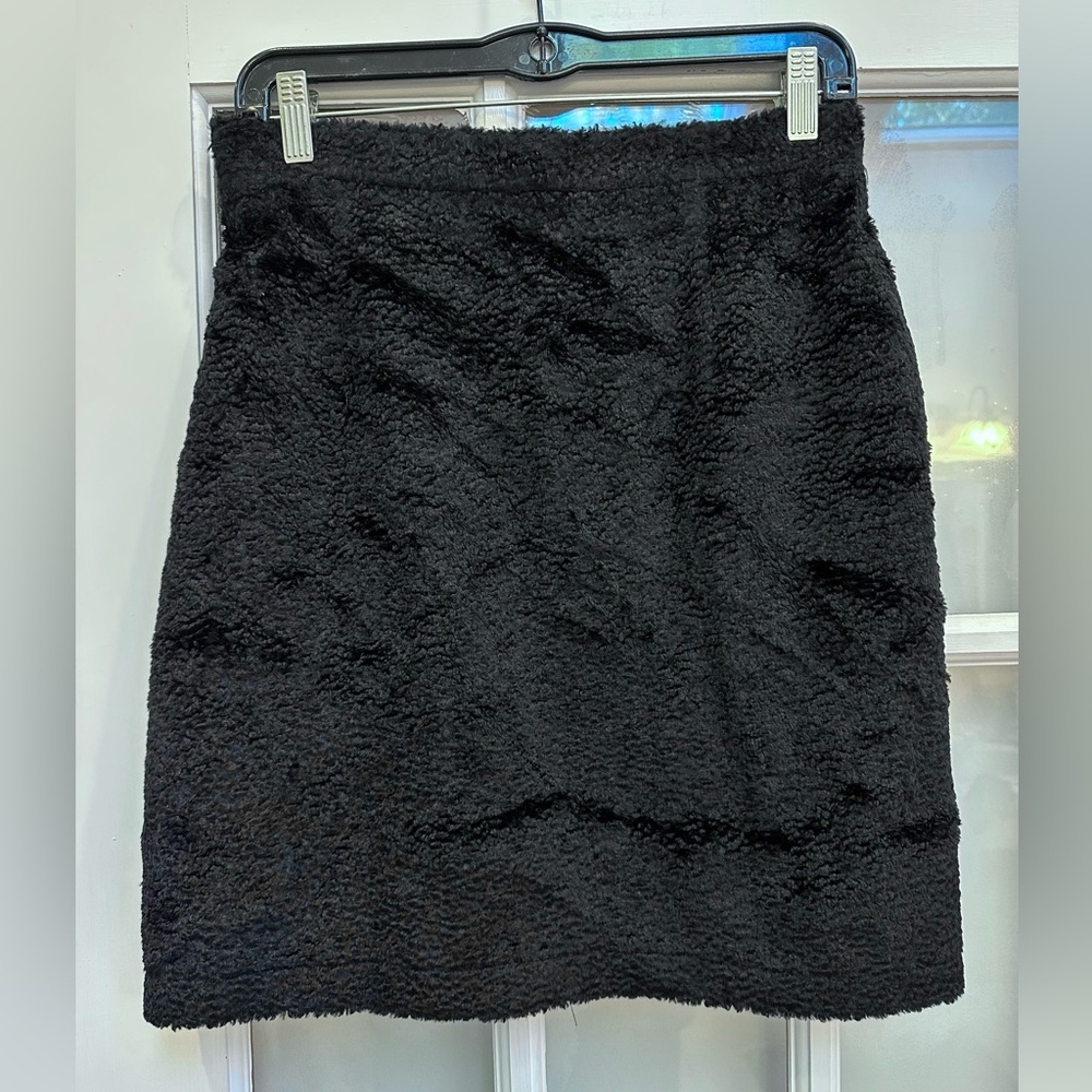 Vintage FENDI ROMA Designer Black Faux Fur Black Textured Mini Skirt Size US 32 - Picture 1 of 10